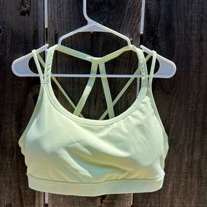 GAIAM criss cross sports bra
